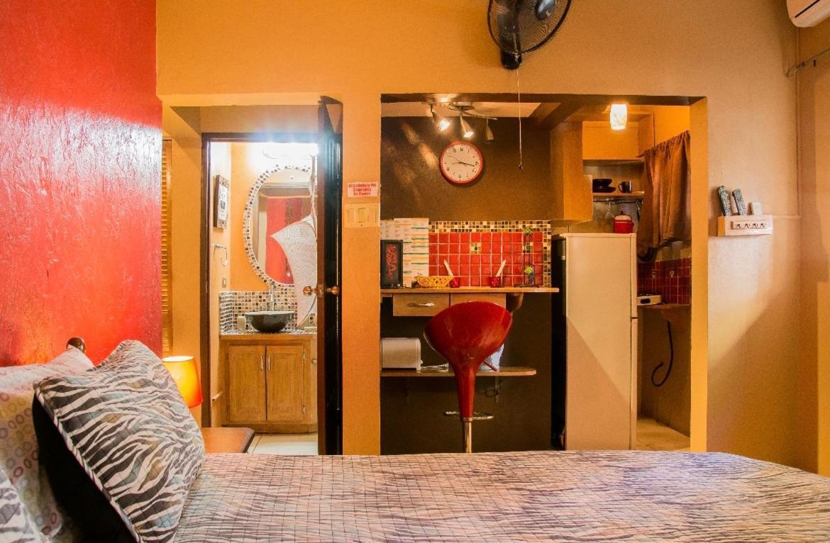 One32 Guest House كينغستون المظهر الخارجي الصورة