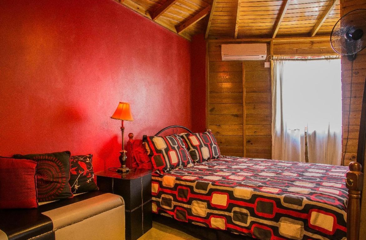 One32 Guest House كينغستون المظهر الخارجي الصورة